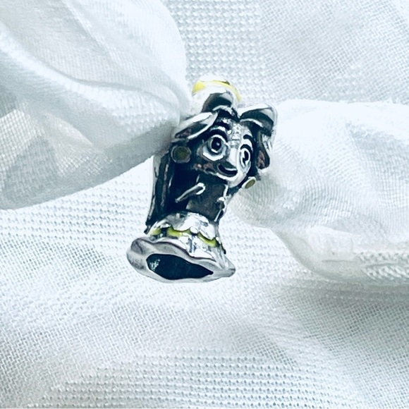 🌹 NWOT Princess Belle Charm - Picture 4 of 16